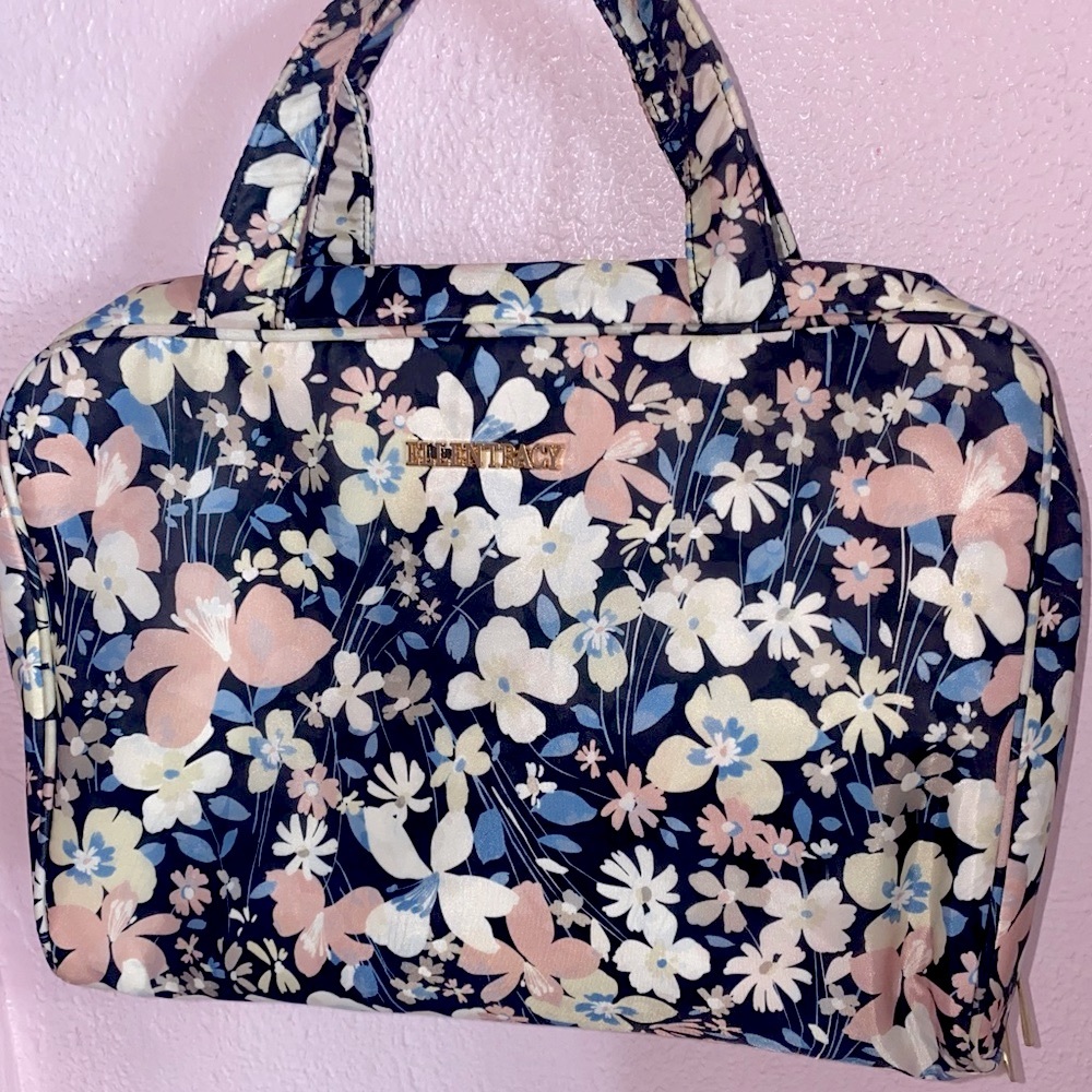 Makeup travel bag